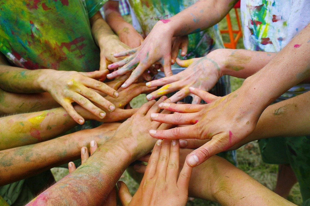 hands, colorful, paint, splatters, painting, friendship, unity, teamwork, creativity, colour, brown painting, brown paint, brown teamwork, brown color, brown creative, brown friendship, unity, unity, unity, unity, unity, teamwork